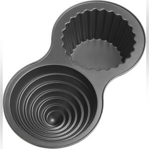 Wilton Two-Tone Cupcake Baking Pan